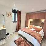 Grande Maison Familiale Avec Piscine Privee Et Animaux Bienvenus - Fr-1-616-527