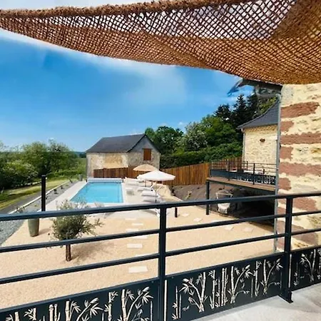 Casa vacanze Grande Maison Familiale Avec Piscine Privée Et Animaux Bienvenus - Fr-1-616-527