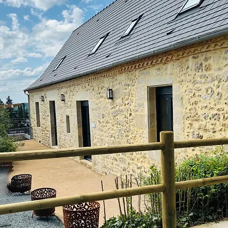 Casa vacanze Grande Maison Familiale Avec Piscine Privée Et Animaux Bienvenus - Fr-1-616-527 *