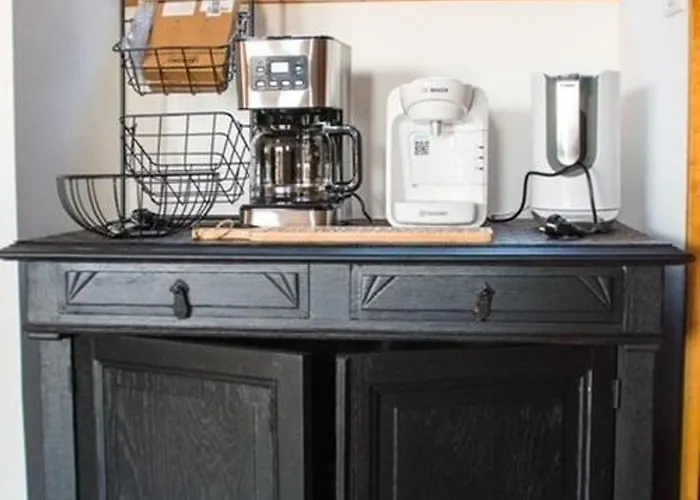 Casa vacanze Grande Maison Familiale Avec Piscine Privée Et Animaux Bienvenus - Fr-1-616-527